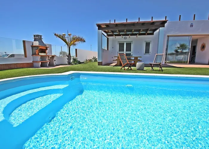 ヴィラ Milu Golf Luxury House カレタ・デ・フステ